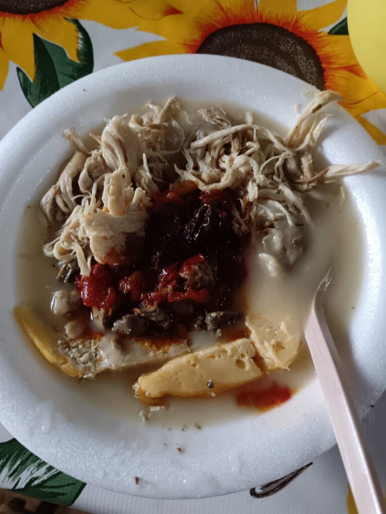 Queso Relleno: Un Festín de Mestizaje y Sabor